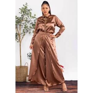NEW KAREN T DESIGN button down shirt and open pants set in brown